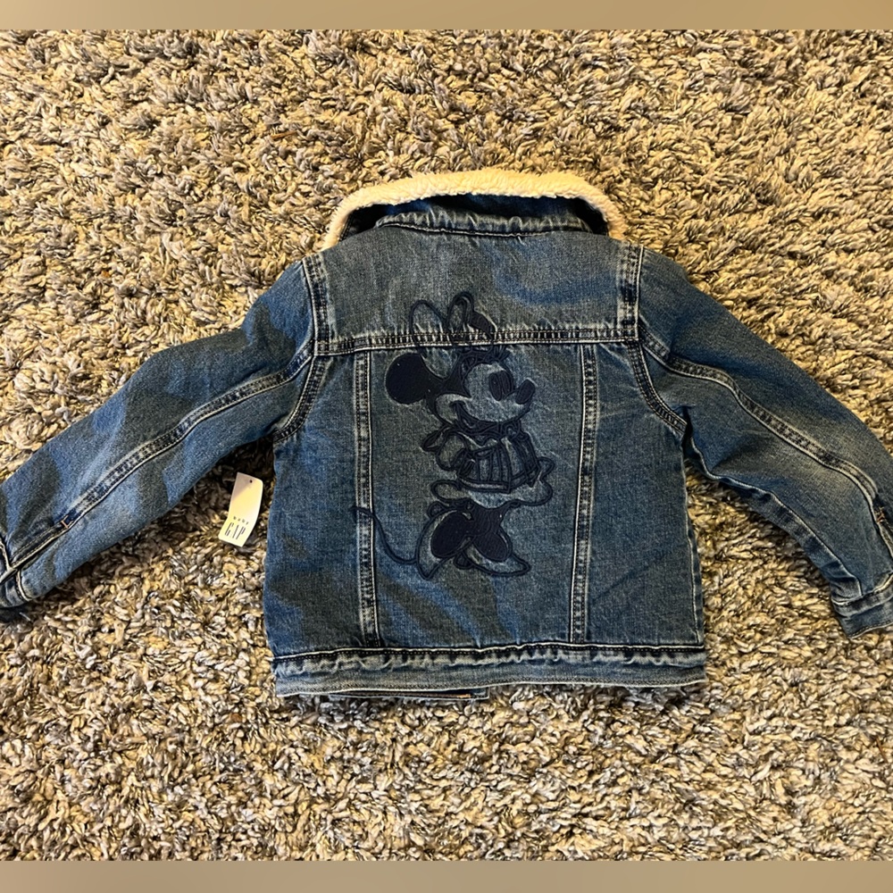 NWT Girls Size 5 Gap Denim jacket